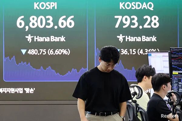 过热投机资金回流，全球AI及半导体股大跌